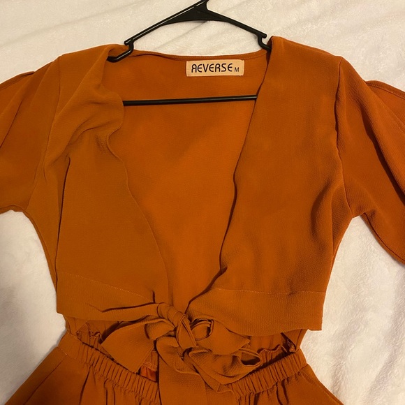 Orange romper - Picture 3 of 4